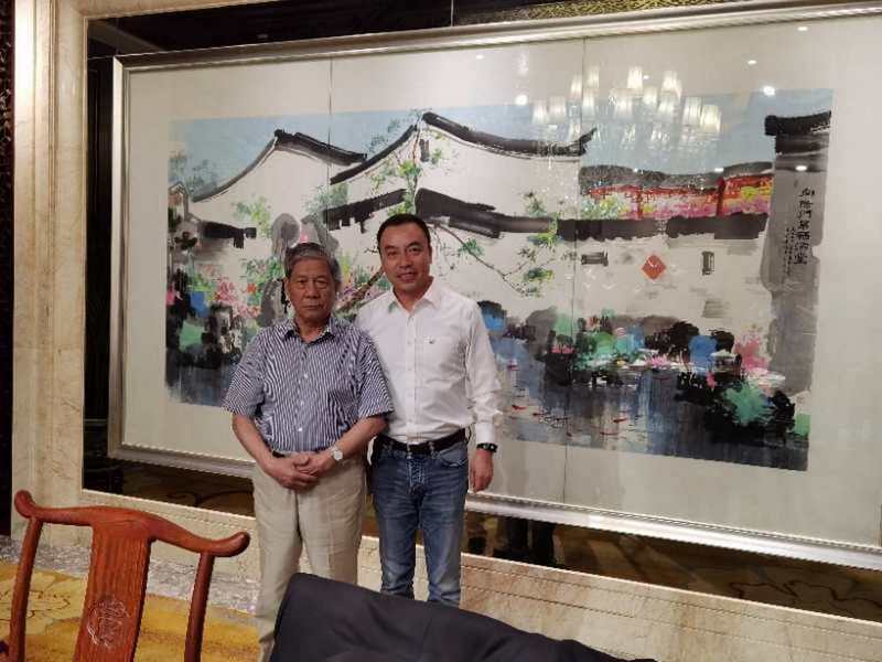热烈祝贺龙健集团董事局副主席冯继勇先生获评为燕山大学杰出校友! (3).jpg 热烈祝贺龙健集团董事局副主席冯继勇先生获评为燕山大学杰出校友! (3).jpg