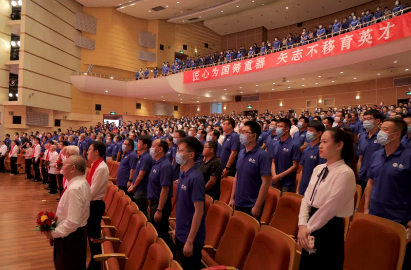 热烈祝贺龙健集团董事局副主席冯继勇先生获评为燕山大学杰出校友!.png 热烈祝贺龙健集团董事局副主席冯继勇先生获评为燕山大学杰出校友!.png